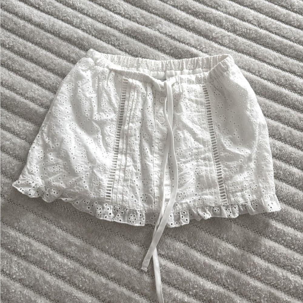 Peppermayo white mini crochet skirt. Size XXS.